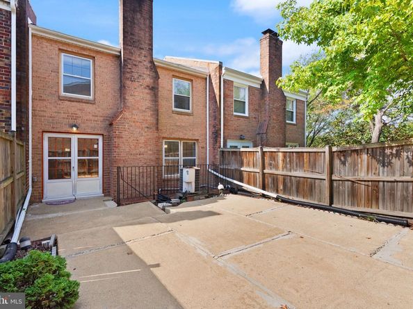 5443 Richenbacher Avenue, Alexandria VA 22304