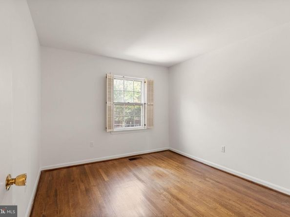 5443 Richenbacher Avenue, Alexandria VA 22304