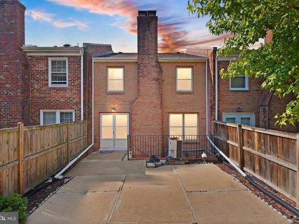 5443 Richenbacher Avenue, Alexandria VA 22304