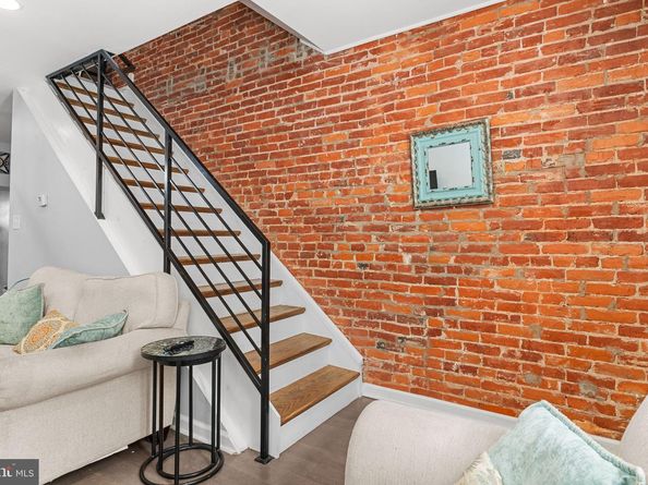 2327 Gerritt Street, Philadelphia PA 19146