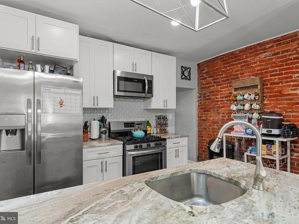 2327 Gerritt Street, Philadelphia PA 19146
