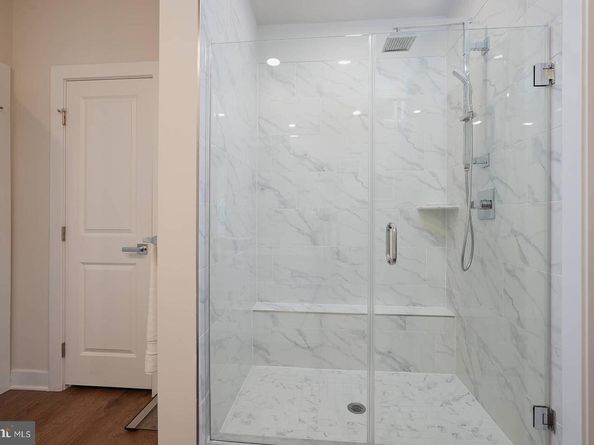 12865 Mosaic Park Way 3Y, Herndon VA 20171