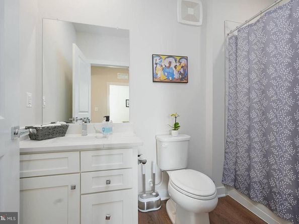 12865 Mosaic Park Way 3Y, Herndon VA 20171