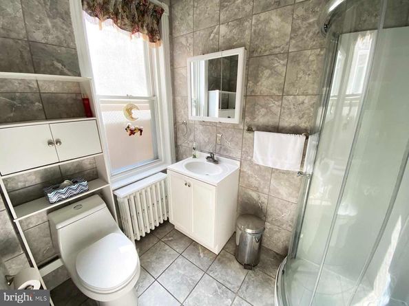 538 W Pike Street, Philadelphia PA 19140