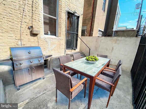 538 W Pike Street, Philadelphia PA 19140