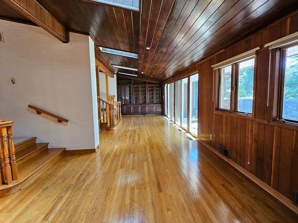 6204 Lenox Road, Bethesda MD 20817