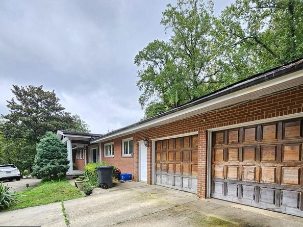 6204 Lenox Road, Bethesda MD 20817