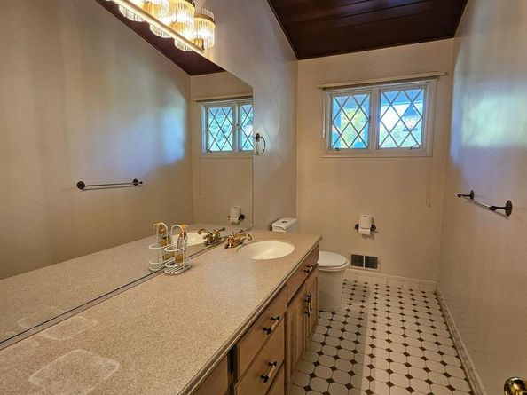 6204 Lenox Road, Bethesda MD 20817