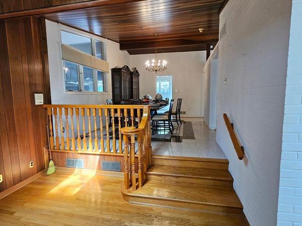 6204 Lenox Road, Bethesda MD 20817