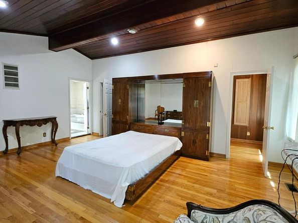 6204 Lenox Road, Bethesda MD 20817