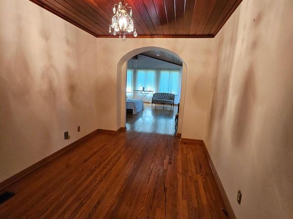 6204 Lenox Road, Bethesda MD 20817