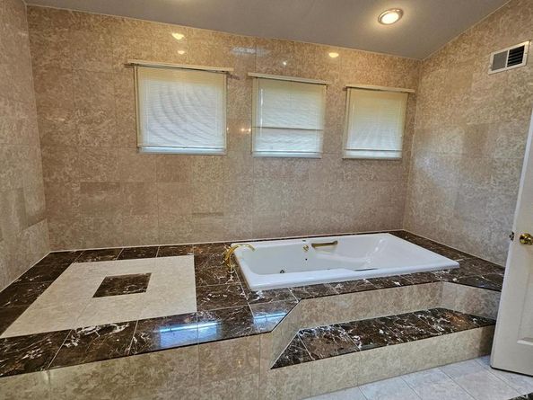 6204 Lenox Road, Bethesda MD 20817