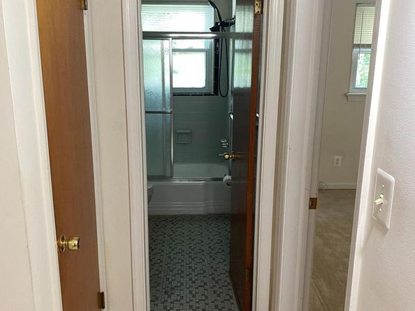 3165 White Street, Falls Church VA 22044