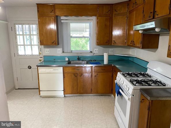 3165 White Street, Falls Church VA 22044