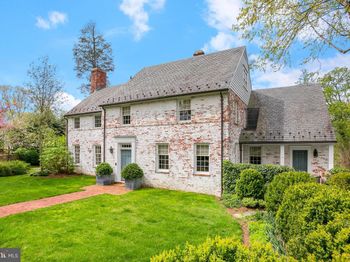 2824 Chain Bridge Road NW