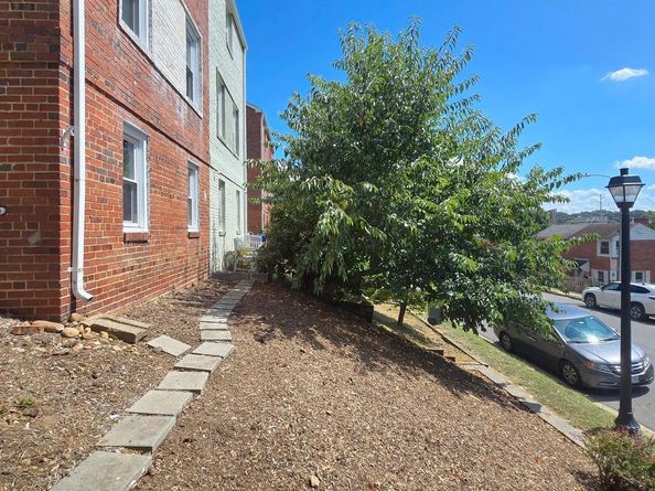3723 Kemper Road, Arlington VA 22206