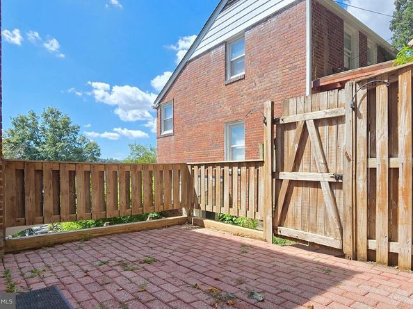 3723 Kemper Road, Arlington VA 22206