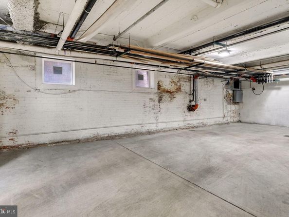 1701 18TH Street NW 401, Washington DC 20009