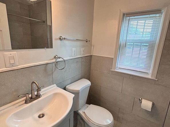3810 V Street SE 301, Washington DC 20020