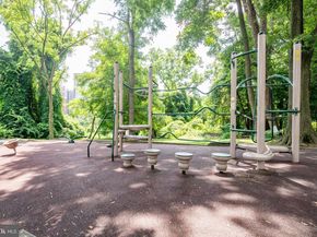 3711 16TH Street S, Arlington VA 22204