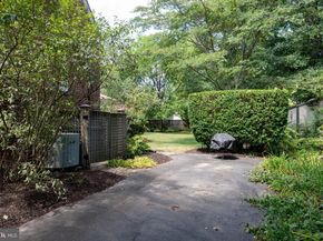 3711 16TH Street S, Arlington VA 22204