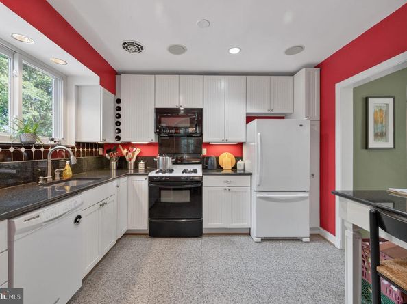 3711 16TH Street S, Arlington VA 22204