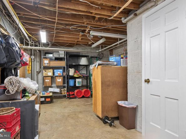 3711 16TH Street S, Arlington VA 22204