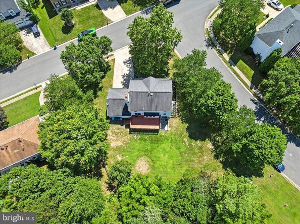 1929 E Beech Road, Sterling VA 20164