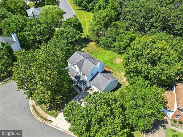 1929 E Beech Road, Sterling VA 20164