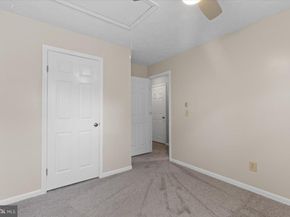 1929 E Beech Road, Sterling VA 20164