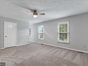 1929 E Beech Road, Sterling VA 20164