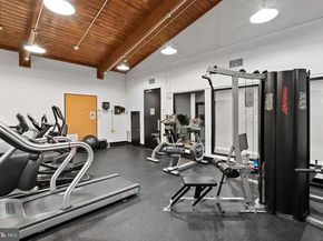 803 N Howard Street 254, Alexandria VA 22304