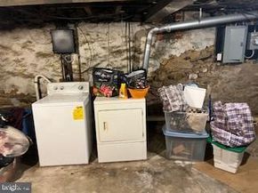 2544 S 10TH Street, Philadelphia PA 19148