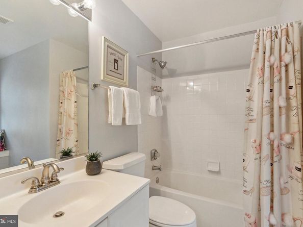 10914 Larkmeade Lane, Potomac MD 20854