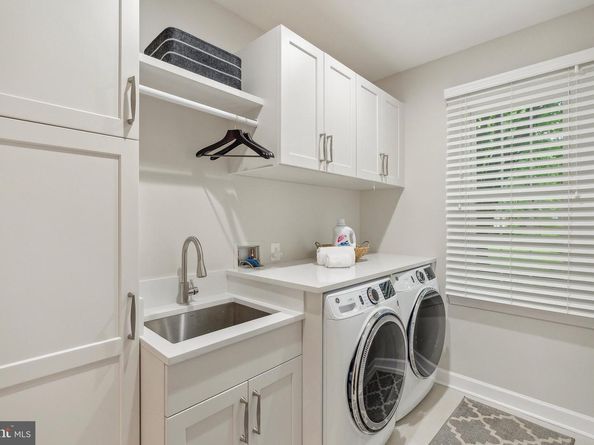 10914 Larkmeade Lane, Potomac MD 20854