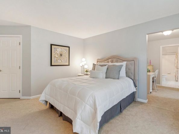 10914 Larkmeade Lane, Potomac MD 20854