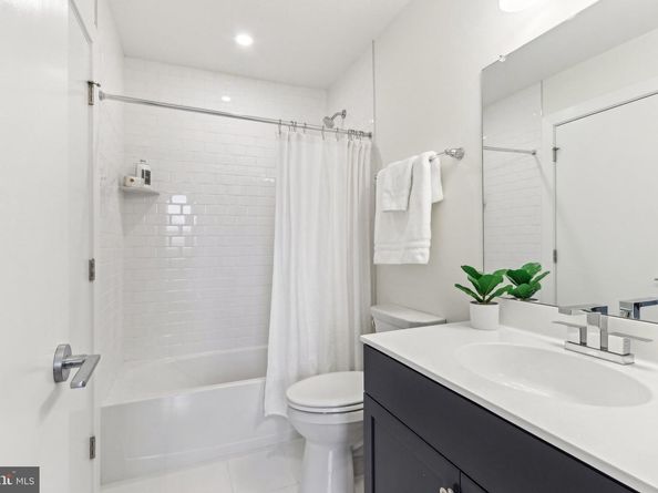 953 Riverplace Drive 53O, Conshohocken PA 19428