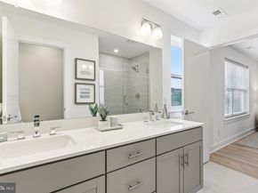 953 Riverplace Drive 53O, Conshohocken PA 19428