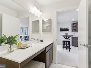 953 Riverplace Drive 53O, Conshohocken PA 19428