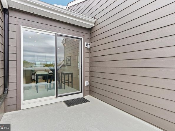 953 Riverplace Drive 53O, Conshohocken PA 19428