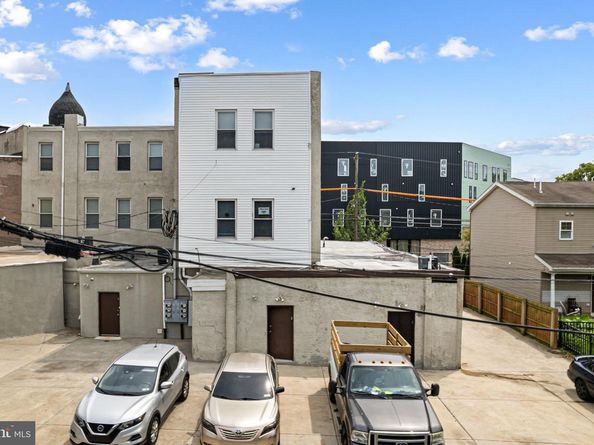 868 N 44TH Street, Philadelphia PA 19104