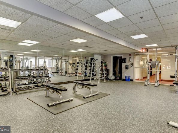 1276 N Wayne Street 704, Arlington VA 22201