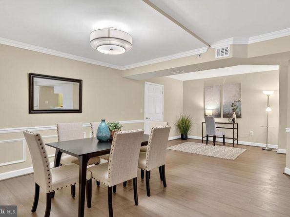 1276 N Wayne Street 704, Arlington VA 22201