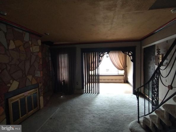 6203 Gardenia Street, Philadelphia PA 19144