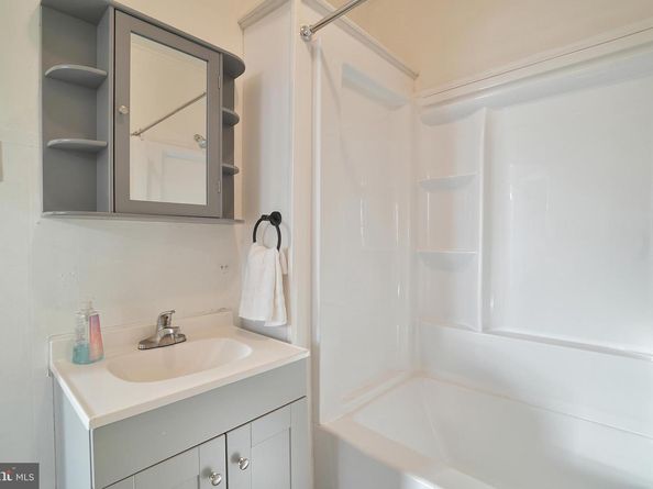 121 Central Avenue, Cheltenham PA 19012