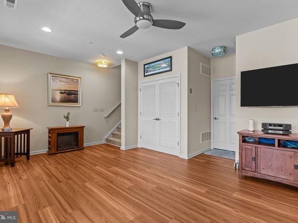 225 Saddlebrook Drive, Bensalem PA 19020