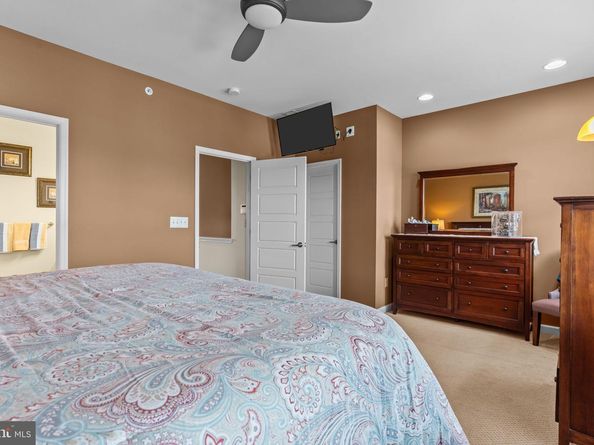 225 Saddlebrook Drive, Bensalem PA 19020