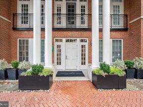 1023 N Royal Street 203, Alexandria VA 22314