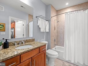 1023 N Royal Street 203, Alexandria VA 22314