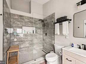 12001 Edgemere Circle, Reston VA 20190